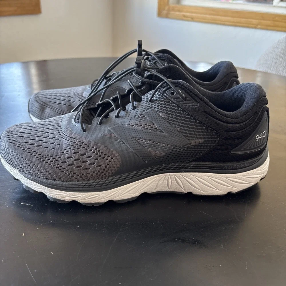 New Balance 940v4 Running Shoes Womens 10.5 Black Gray Stability Sneakers